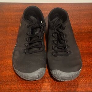 Merrill Men’s Vapor Glove barefoot shoe size 8.5 or women’s 10